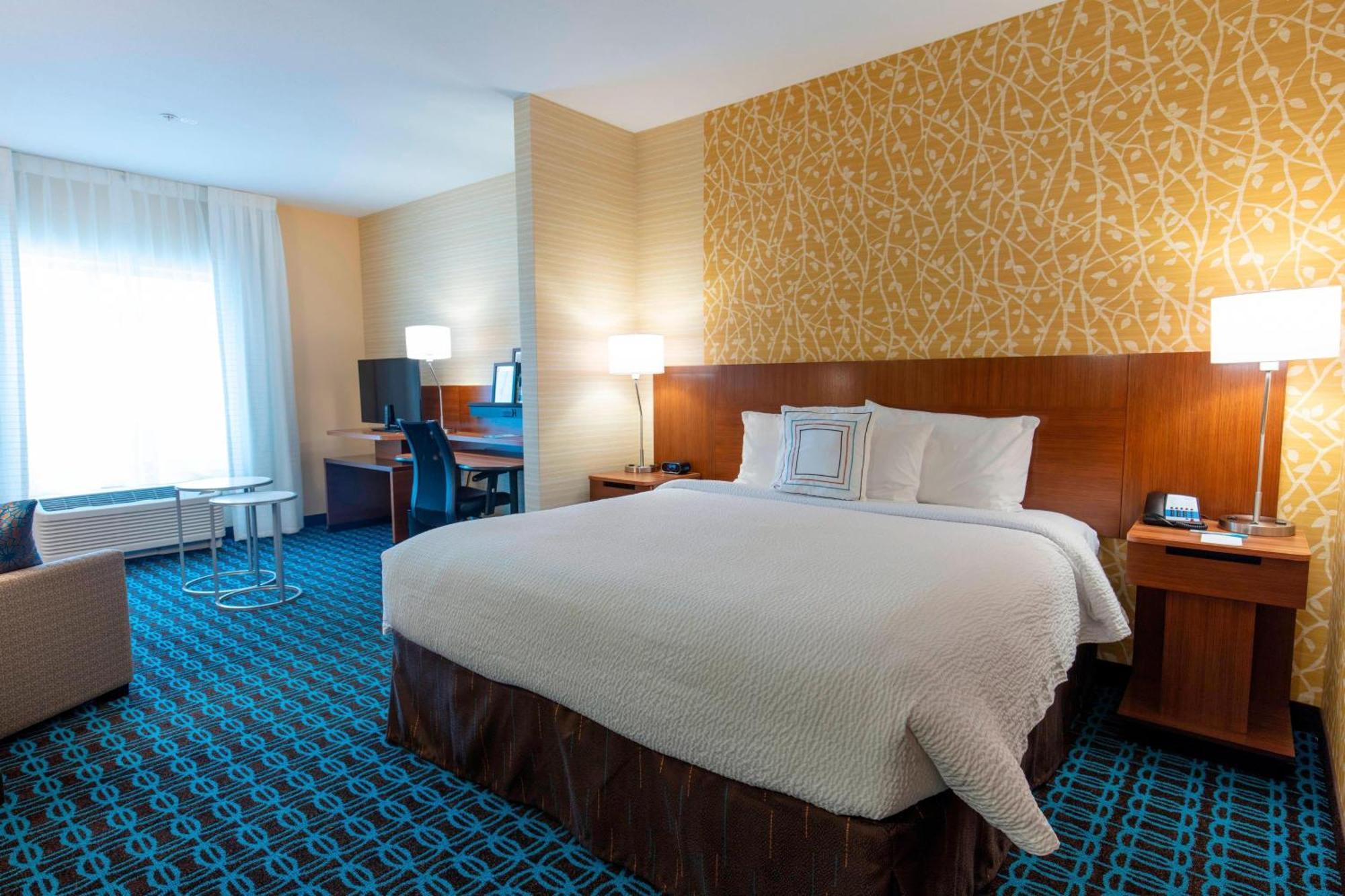Fairfield & By Marriott Atlanta Woodstock