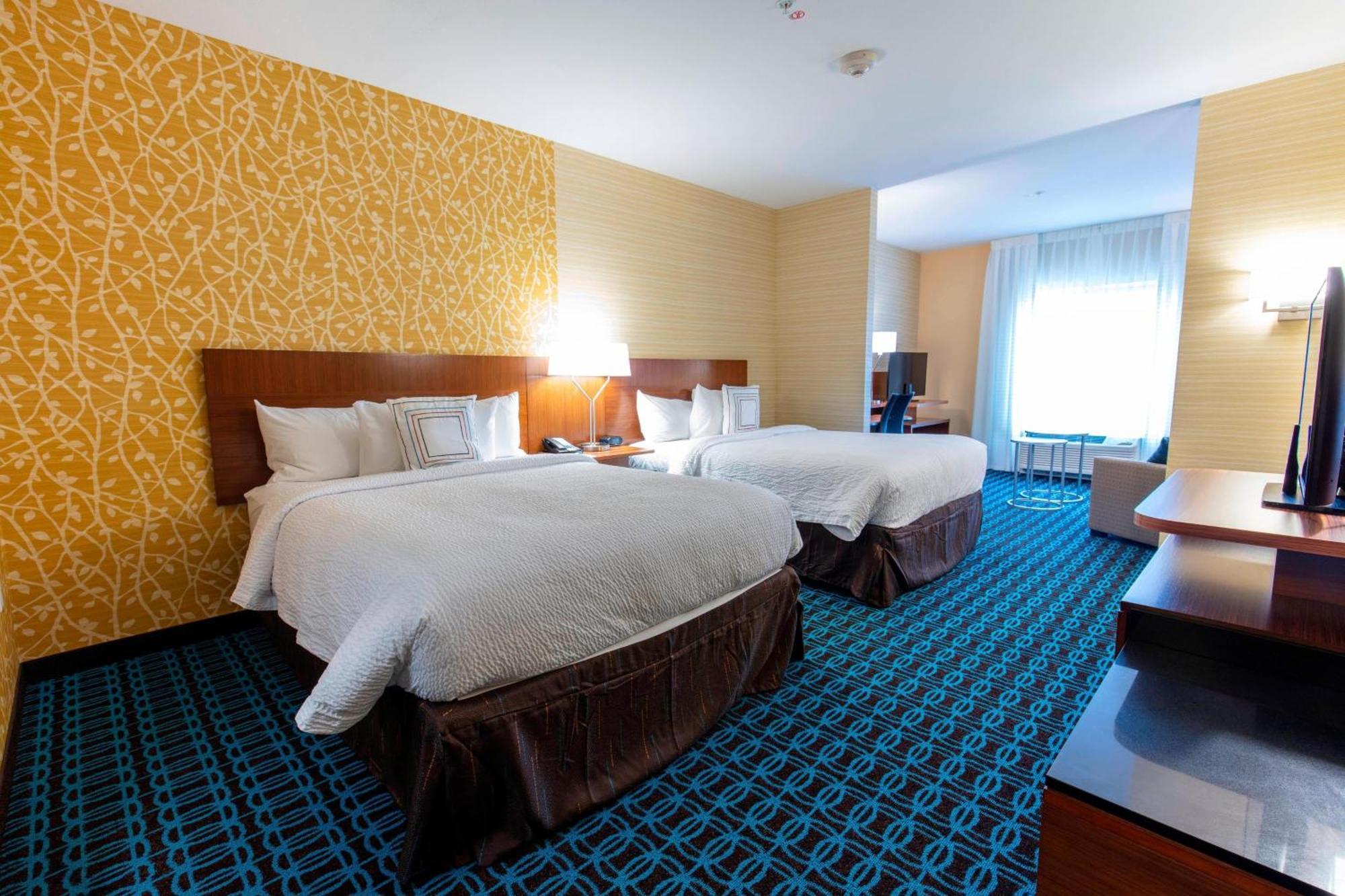 Fairfield & By Marriott Atlanta Hotel Woodstock